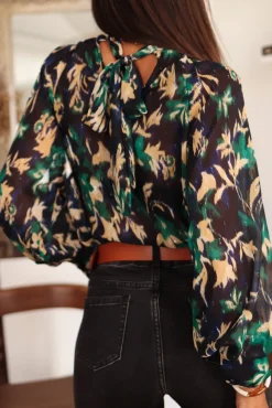 Shop Blouse Linda Blouses